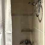 Jimmy's Pool Apartament